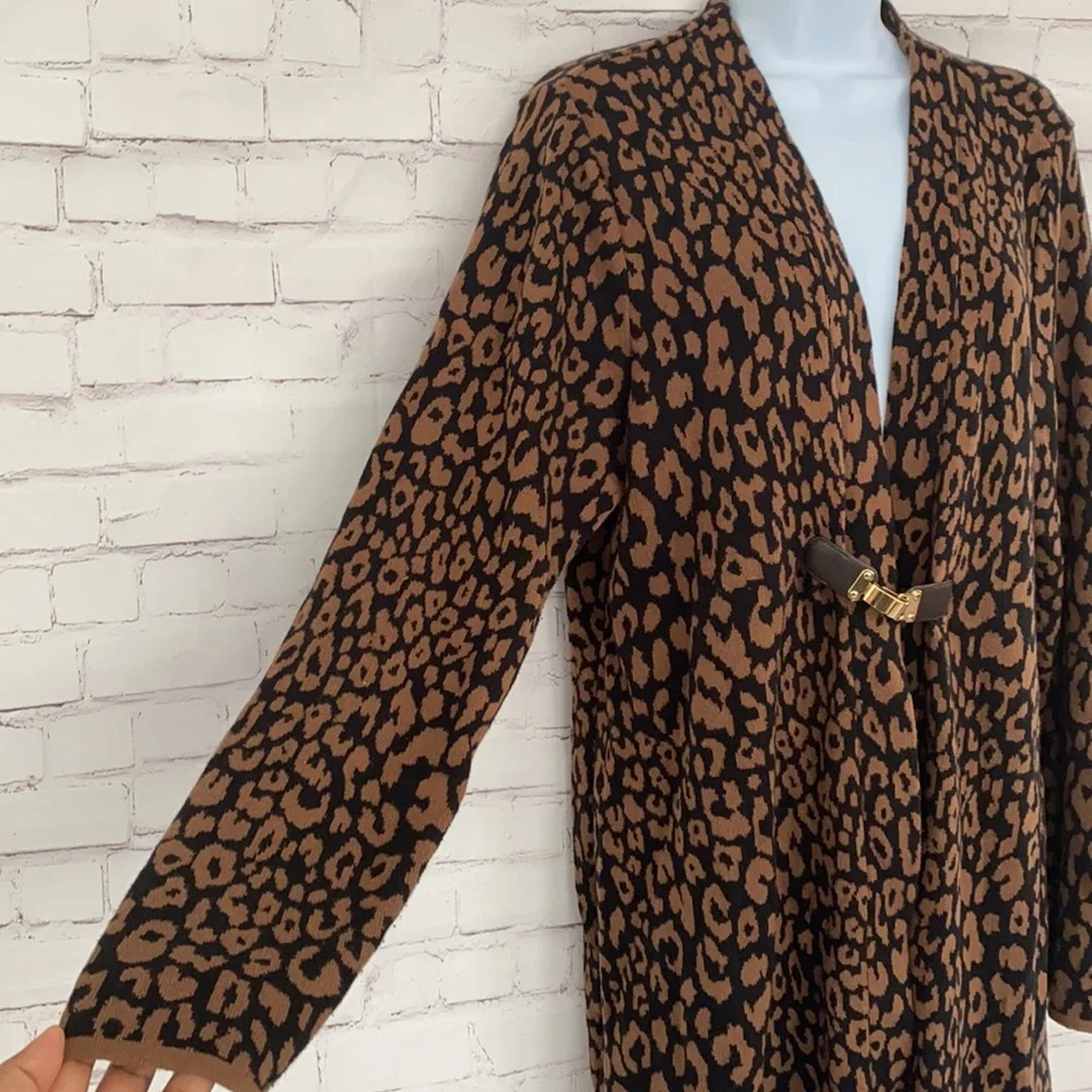 Charter club woman cheetah print cardigan size OX